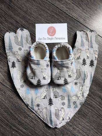 kit bébé Noël (bavoir bandana et chaussons)